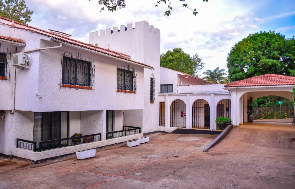 Cozy Stead Garden House